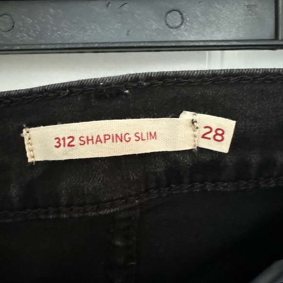 Levi’s black jeans - Picture 3 of 3